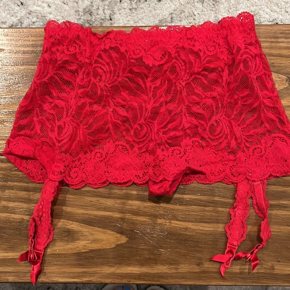 Victoria secret Lace Bottoms - Picture 2 of 4